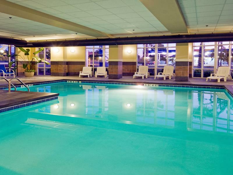 Holiday Inn Express Hotel & Suites Columbia-Fort Jackson By Ihg Bagian luar foto